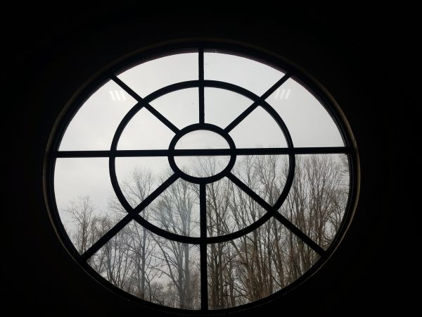 Circular Window Replacement in Seguin
